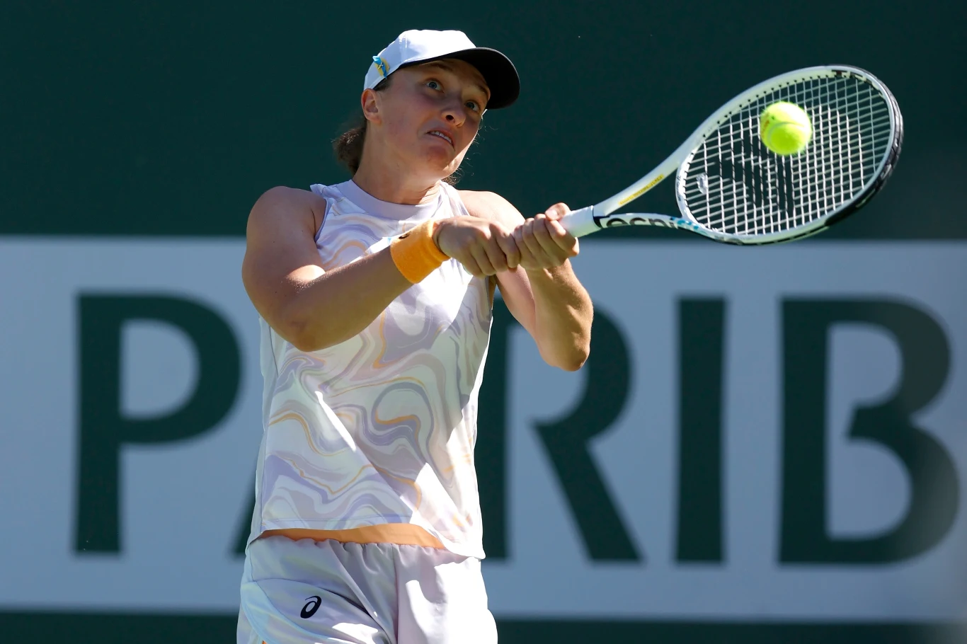 Iga Świątek podczas meczu na kortach w Indian Wells Iga Świątek podczas meczu na kortach w Indian Wells