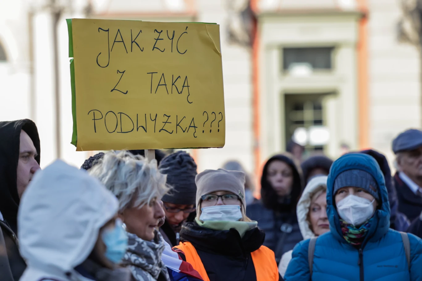 "Jak żyć z taką podwyżką?" - pytają lokatorzy 