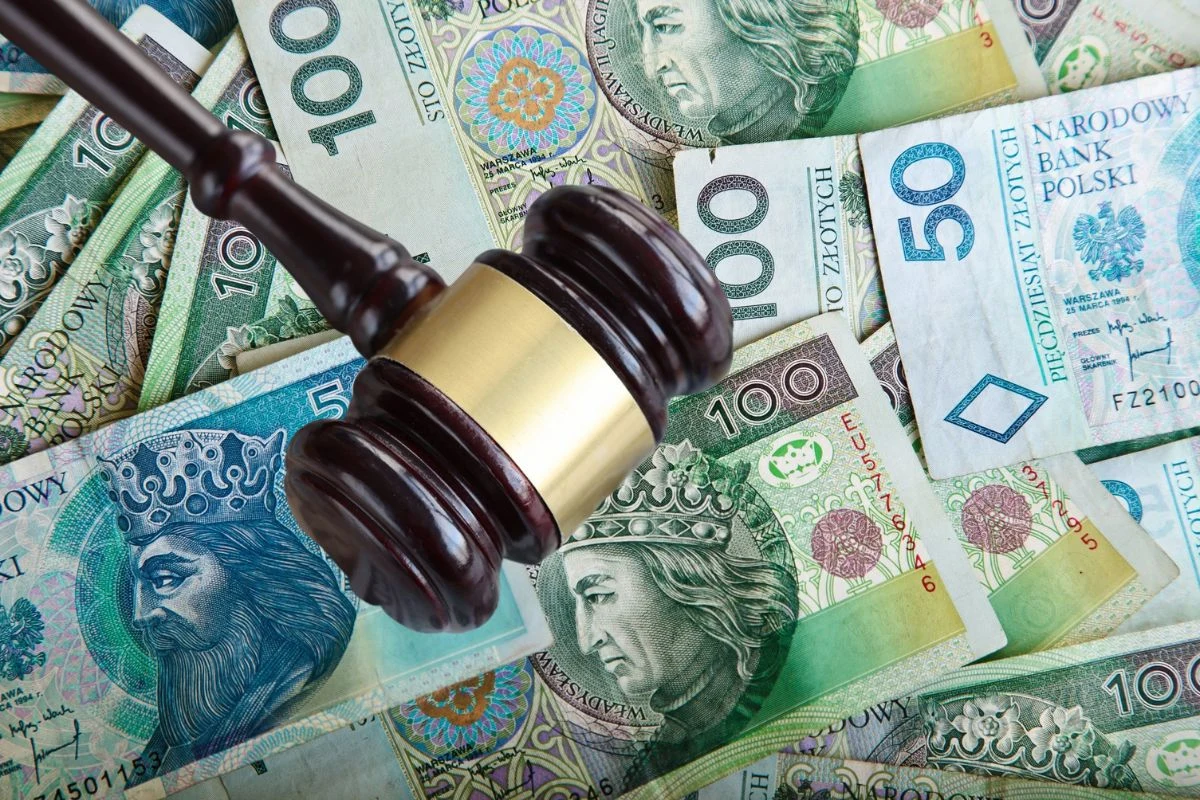 Podwyższenie płacy minimalnej może zwiększyć ochronę wynagrodzeń osób o najniższych dochodach