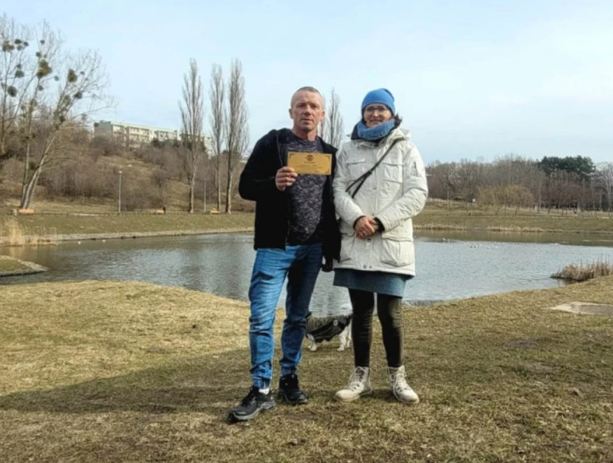 Pan Krzysztof otrzymał voucher do restauracji, który przekazał na cele charytatywne. Pan Krzysztof otrzymał voucher do restauracji, który przekazał na cele charytatywne.