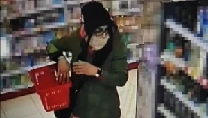 Przebierał się za kobietę i kradł 