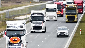 300 ciężarówek paraliżuje drogi dookoła stolicy. Chodzi o rosyjskie przyczepy