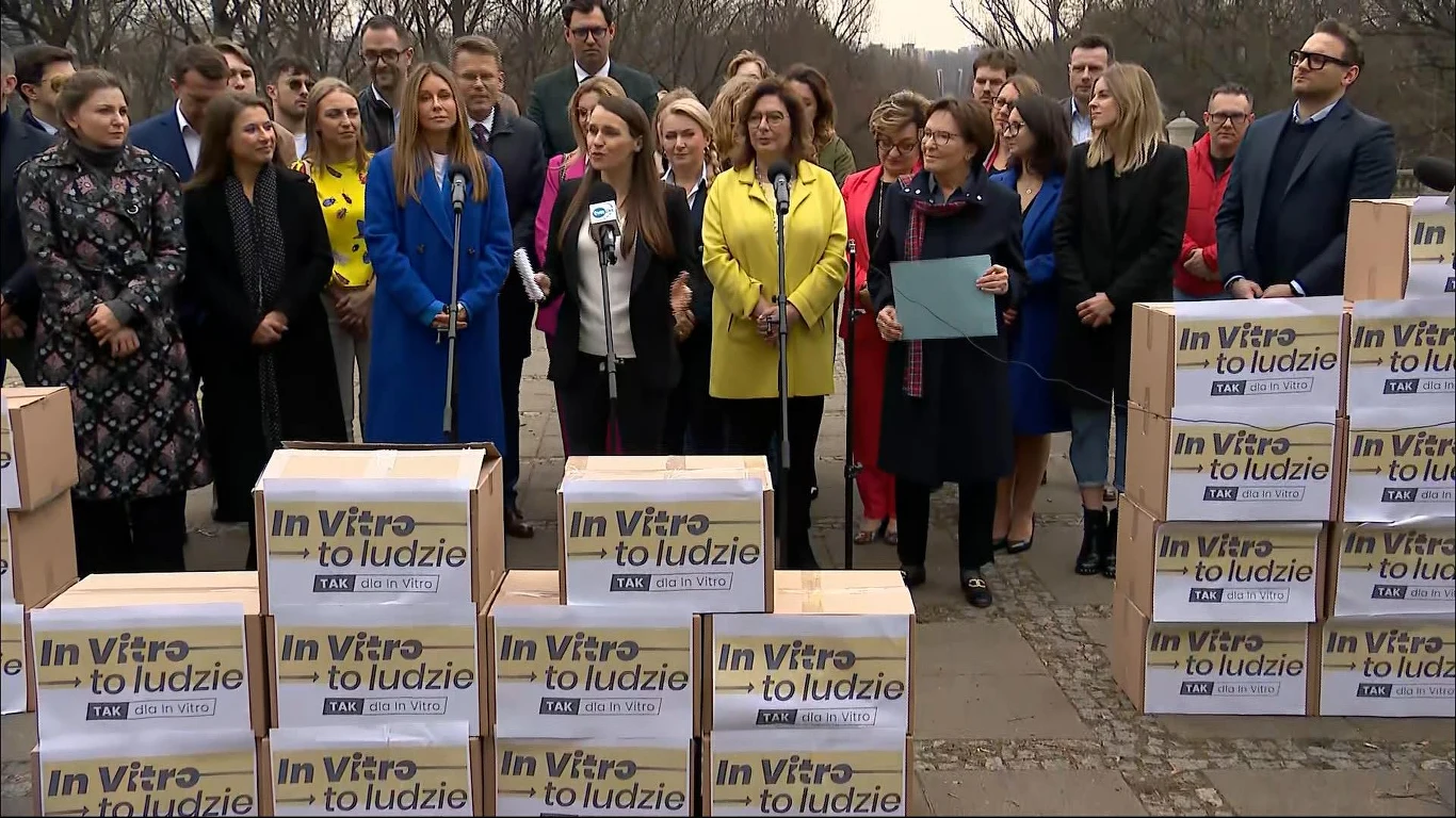Projekt obywatelski "Tak dla in vitro" trafi do Sejmu Projekt obywatelski "Tak dla in vitro" trafi do Sejmu