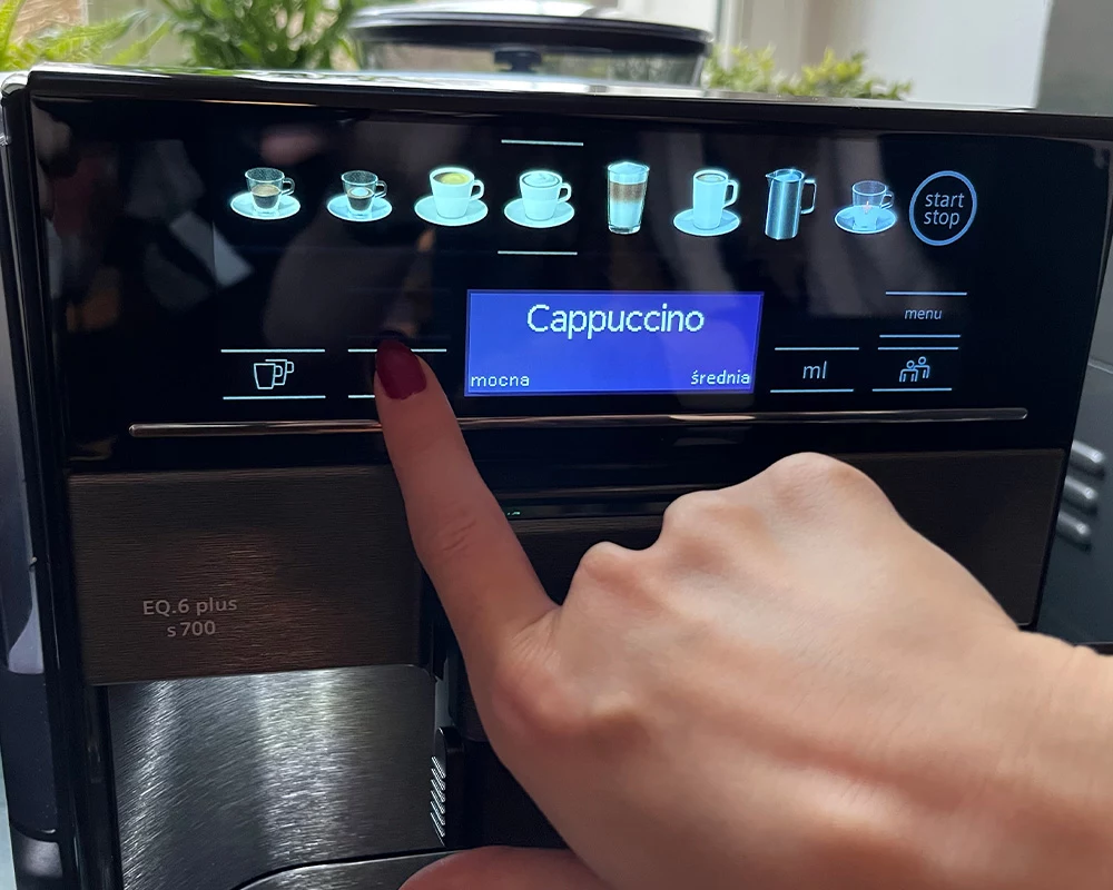 Ekran wyboru kaw w ekspresie Siemens EQ.6 plus s700 