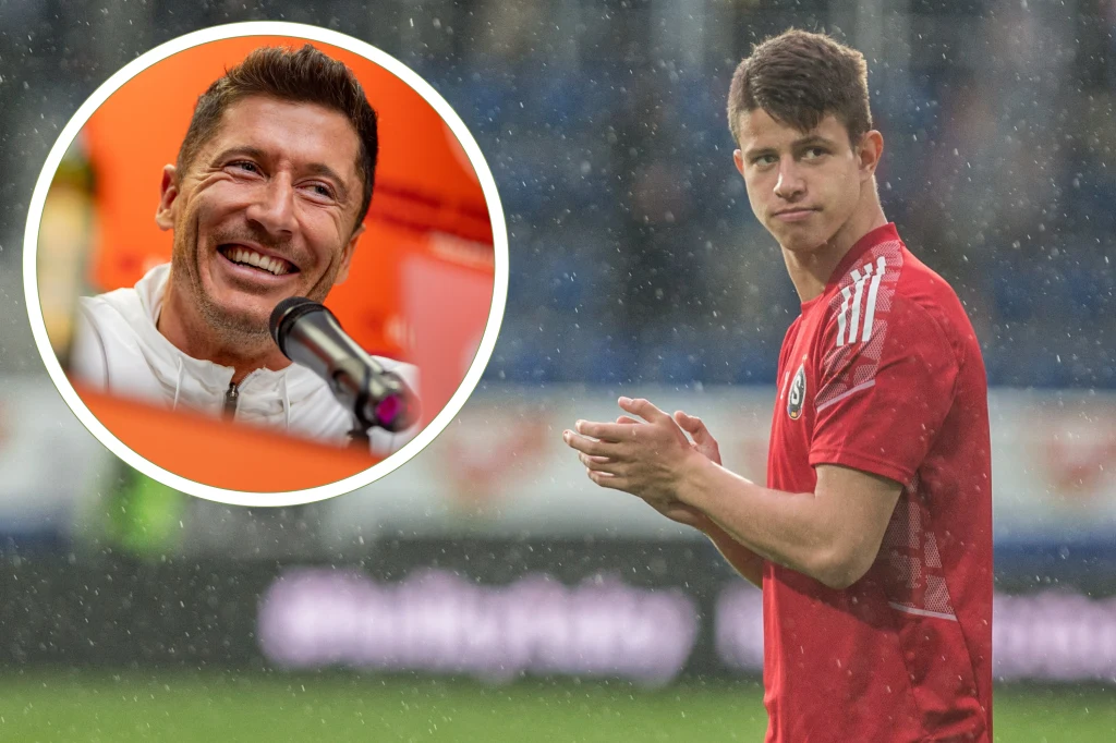 Na zdjęciu kapitan reprezentacji Polski Robert Lewandowski oraz czeski zawodnik Adam Hlozek Na zdjęciu kapitan reprezentacji Polski Robert Lewandowski oraz czeski zawodnik Adam Hlozek