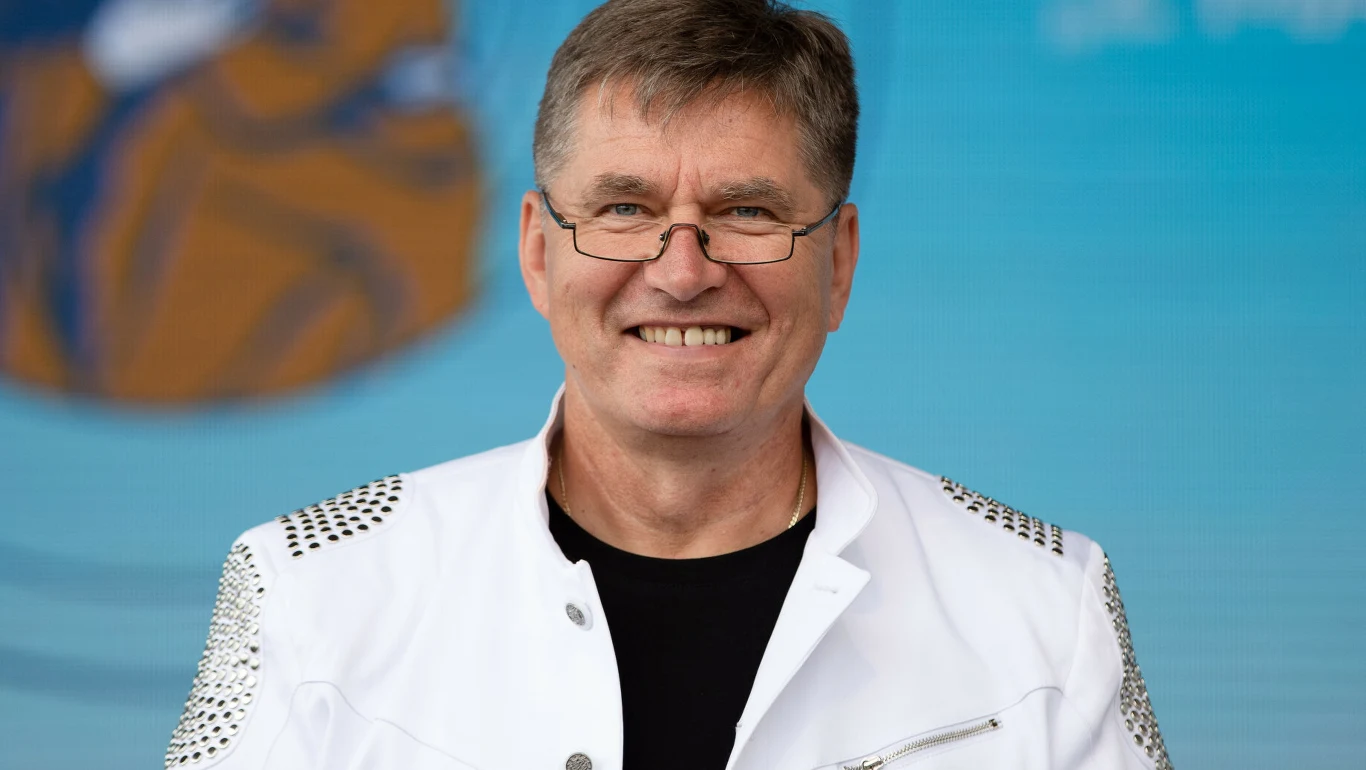 Sławomir Świerzyński jest liderem grupy Bayer Full Sławomir Świerzyński jest liderem grupy Bayer Full