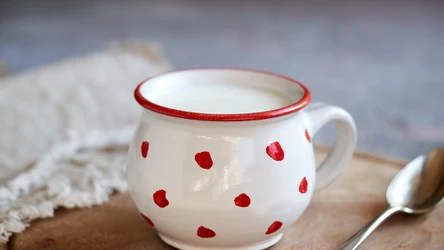 Czy mleko jest zdrowe dla seniorów? Profesor Jadwiga Charzewska rozwiewa wątpliwości