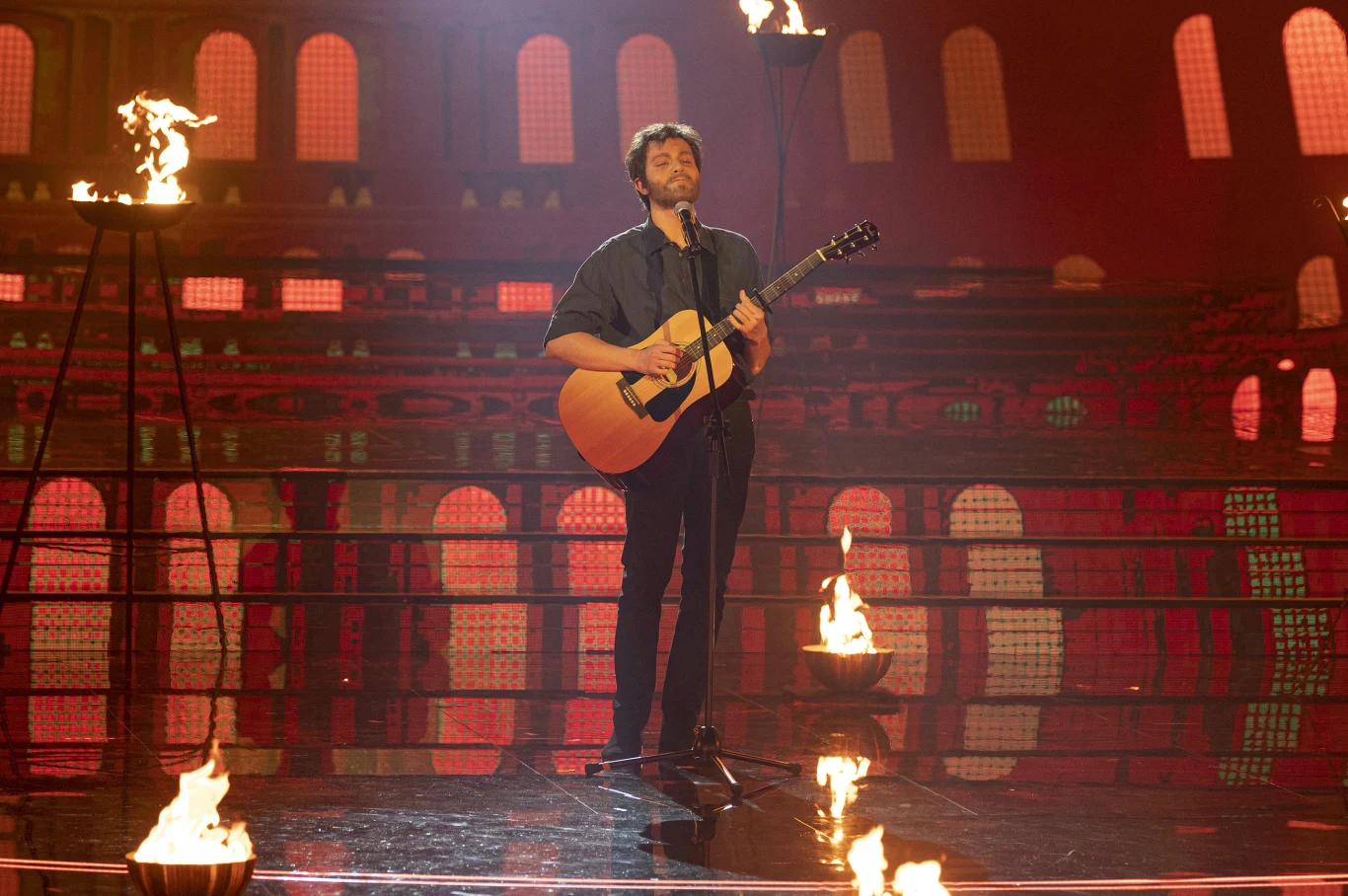 Oskar Cyms jako Passenger Oskar Cyms jako Passenger