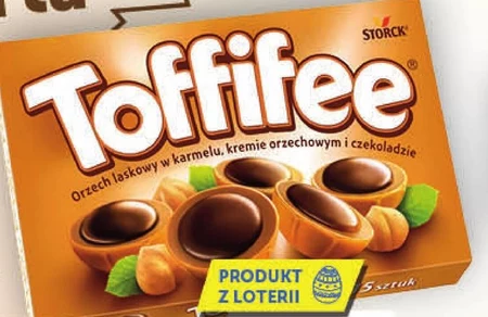 Toffifee Orzech laskowy w karmelu kremie orzechowym i czekoladzie 125 g (15 sztuk)