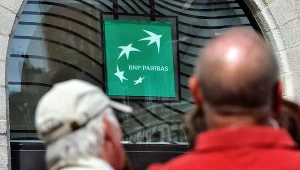 Dziennik "Le Monde" podał informacje o trwających przeszukaniach w siedzibach pięciu banków we Francji. Na liście są m.in. Societe Generale, BNP Paribas i Exane.