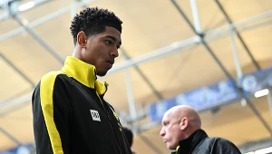 Jude Bellingham może zostać jednak na dłużej w Borussii Dortmund. Trudno mu będzie oprzeć się gigantycznej podwyżce od BVB...