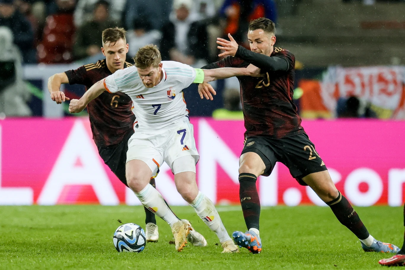 Kevin De Bruyne w meczu z Niemcami