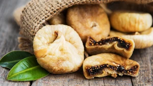 Bogate w błonnik figi sprzyjają zdrowiu jelit, są naturalnym lekiem m.in. na zaparcia