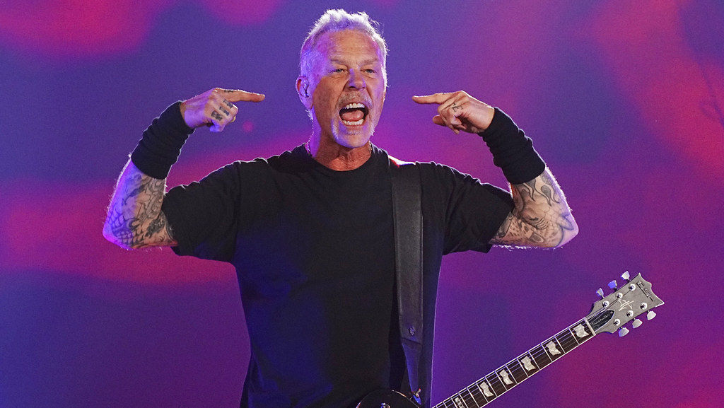 James Hetfield jest wokalistą zespołu Metallica