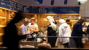 Nastolatkowi grozi więzienie za oszustwo przy zakupie kanapki