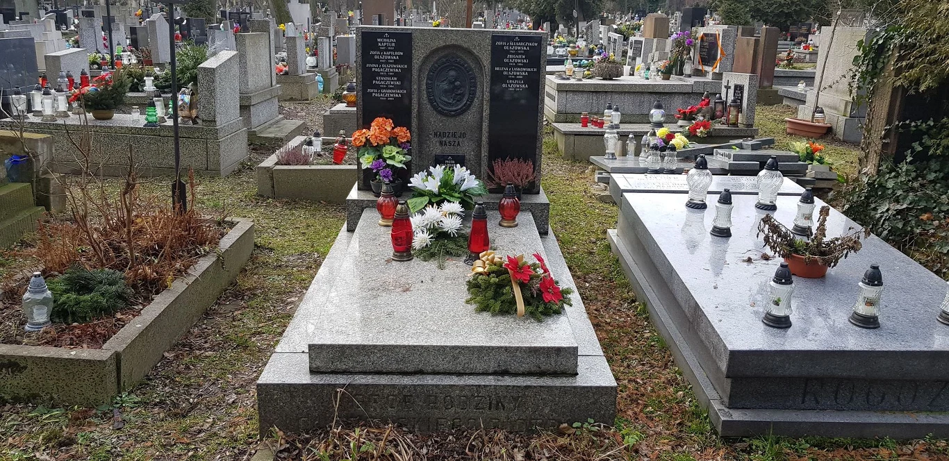 Grób Uli na cmentarzu w Krakowie