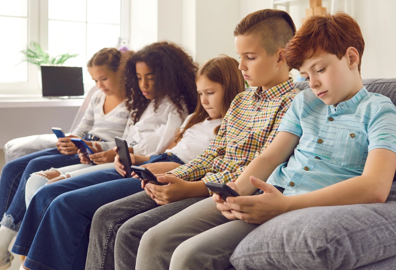 Nieletni Amerykanie każdego dnia poświęcają ok. 7 godzin na portale społecznościowe Nieletni Amerykanie każdego dnia poświęcają ok. 7 godzin na portale społecznościowe