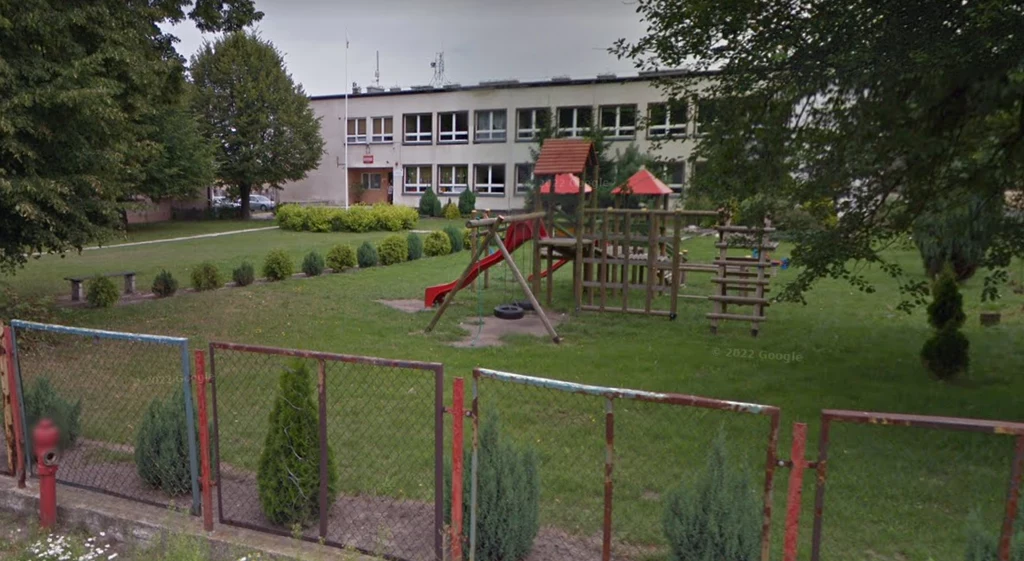 Szkoła Podstawowa w Górkach Szkoła Podstawowa w Górkach