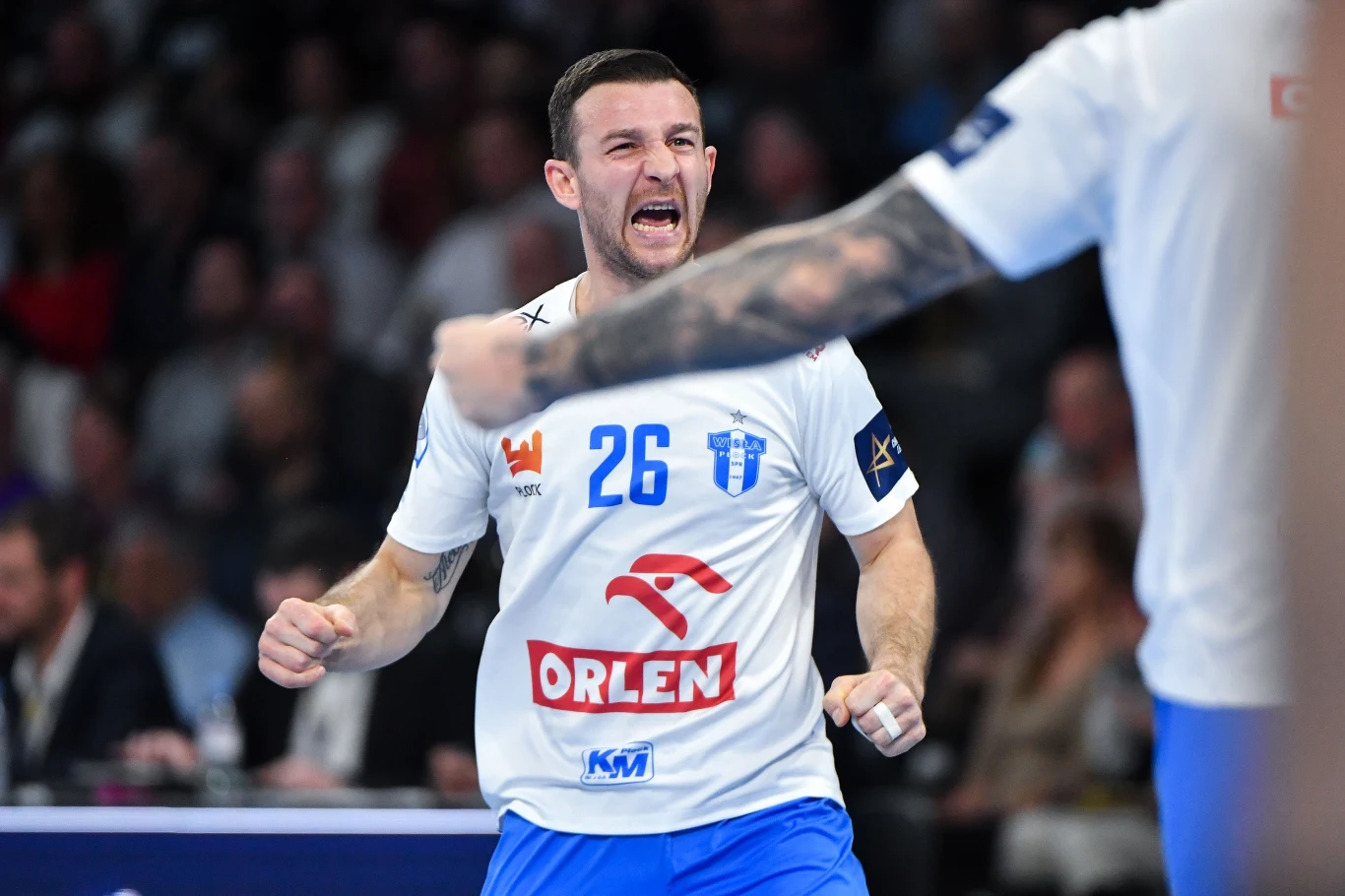 Radość Przemysława Krajewskiego - to on wykorzystał ostatnią "siódemkę", która dała "Nafciarzom" sensacyjny awans Radość Przemysława Krajewskiego - to on wykorzystał ostatnią "siódemkę", która dała "Nafciarzom" sensacyjny awans