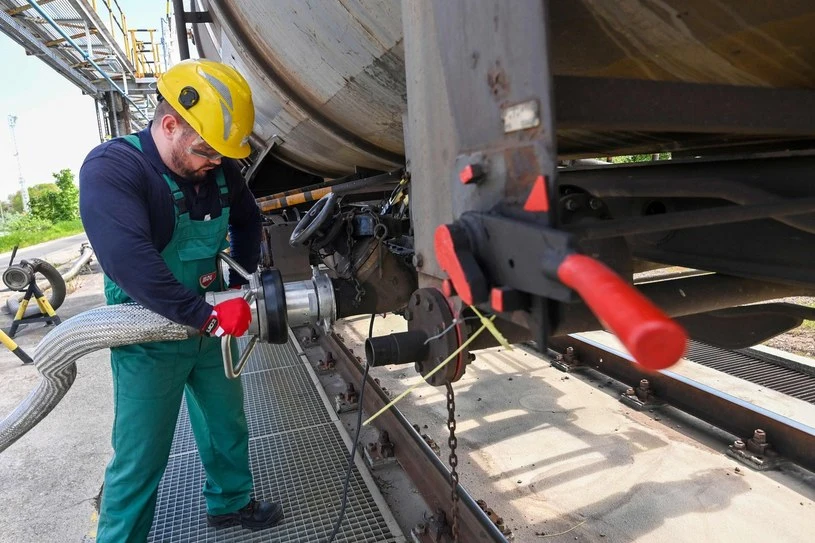 Polska nadal będzie importować paliwa. Zdjęcie ilustracyjne