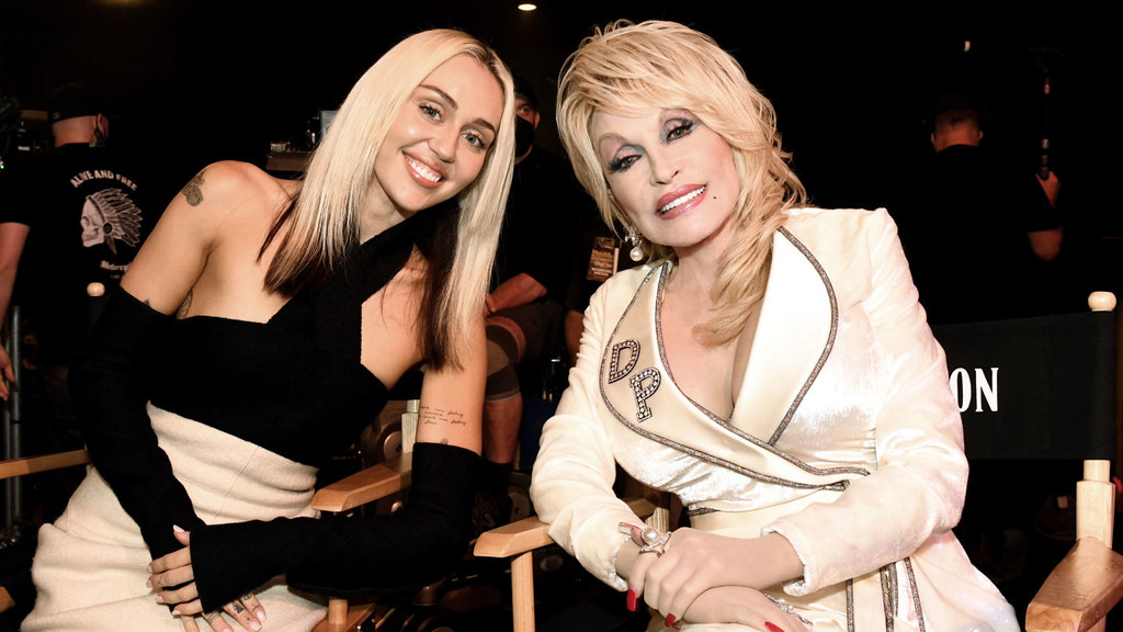 Miley Cyrus i Dolly Parton