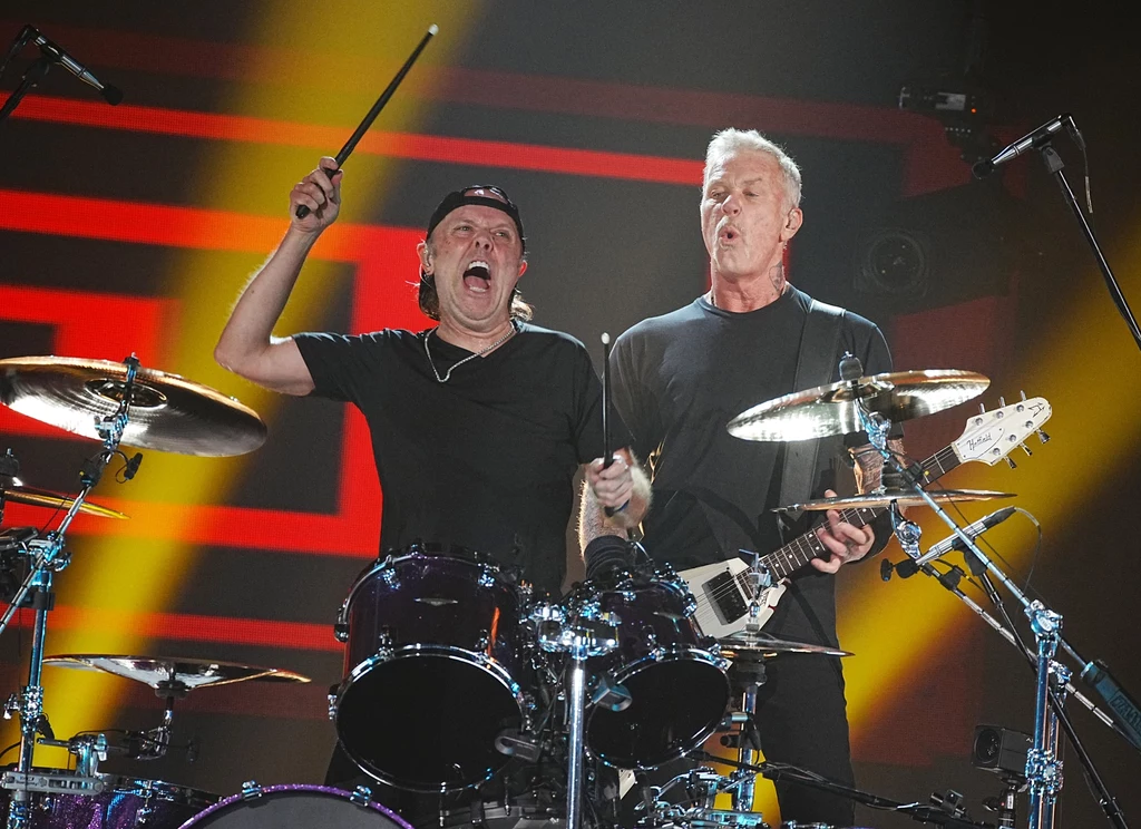 Lars Ulrich i James Hetfield (Metallica) w akcji