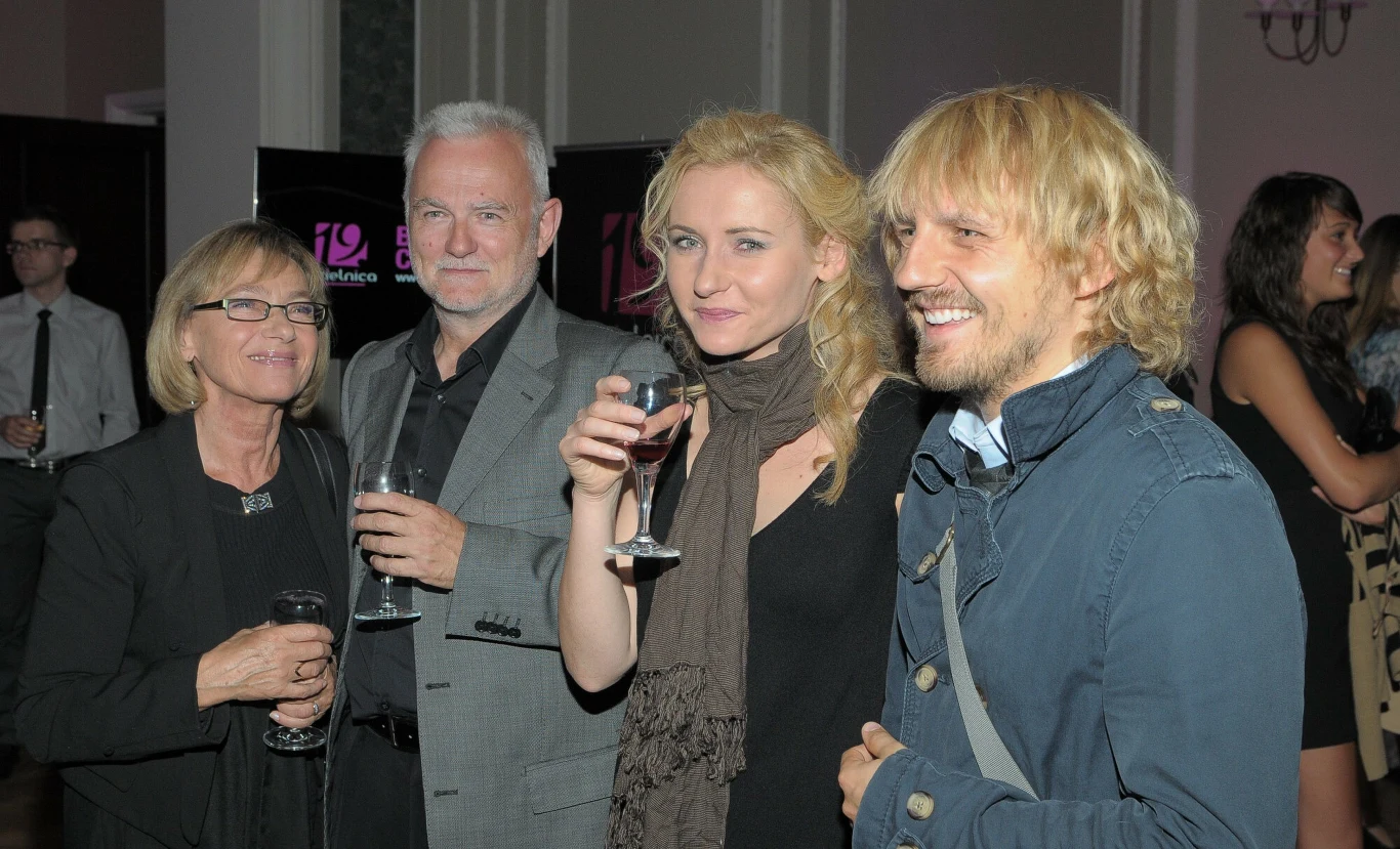 Anna Tomaszewska, Krzysztof Piasecki oraz Zuzanna Grabowska z Pawłem Domagałą Anna Tomaszewska, Krzysztof Piasecki oraz Zuzanna Grabowska z Pawłem Domagałą
