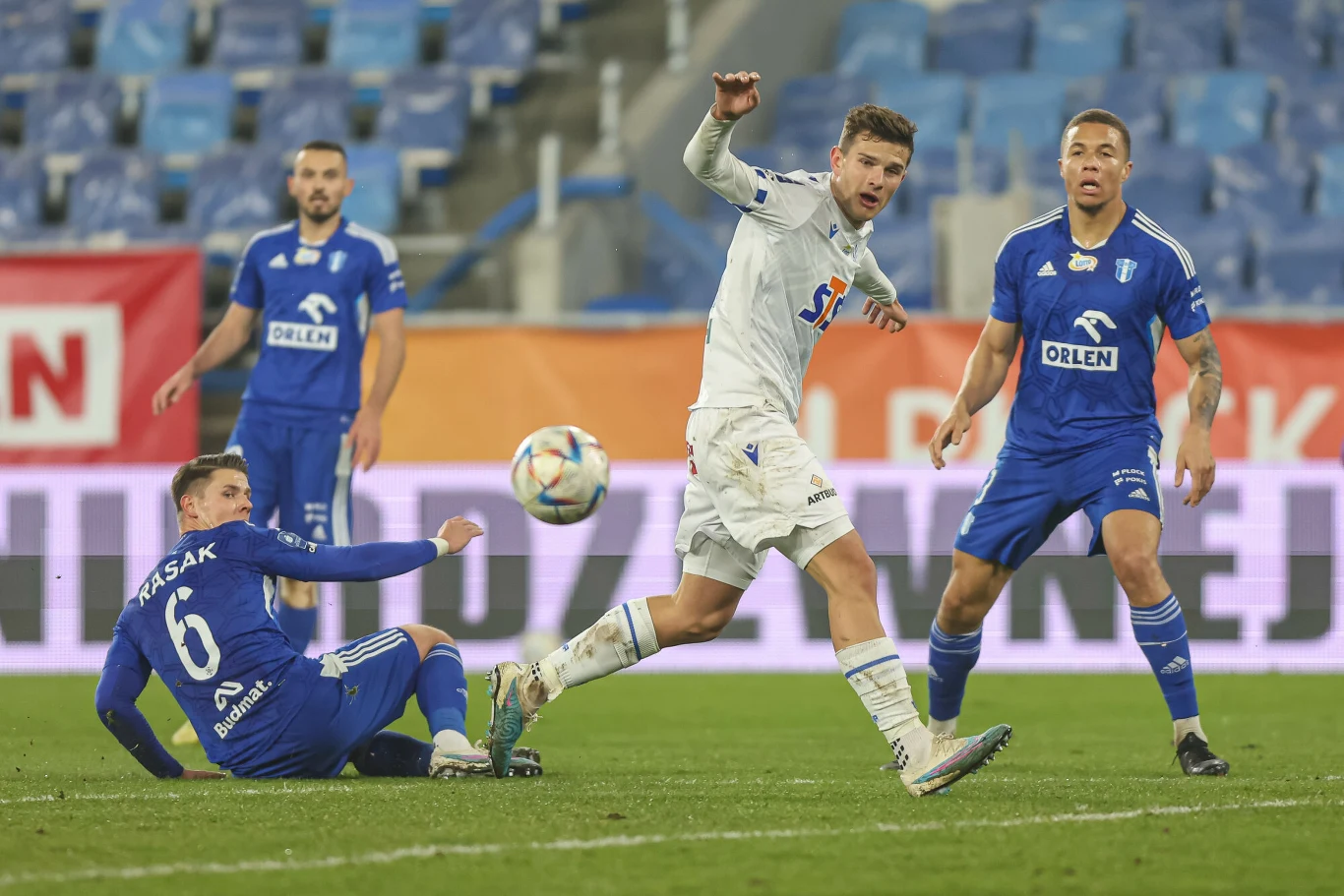 Filip Szymczak z Lecha Poznań