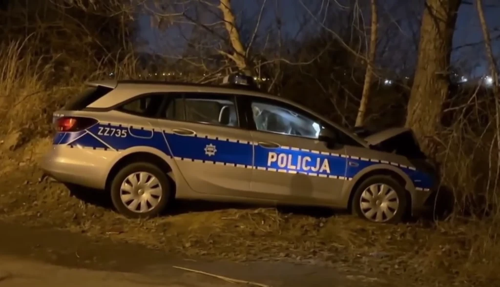 Wypadek funkcjonariuszy w Dawidach Bankowych, styczeń 2023 r. Wypadek funkcjonariuszy w Dawidach Bankowych, styczeń 2023 r.