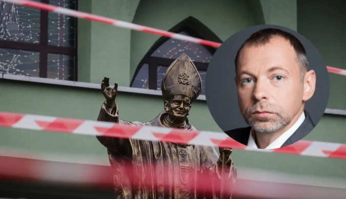 Pszczyna Pomnik Jana Pawła II przed Kościołem św. Jadwigi / Fotografia Tomasz Krzyżak - rp.pl