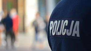 Maltretowali czteromiesięczne dziecko. Para usłyszała zarzuty