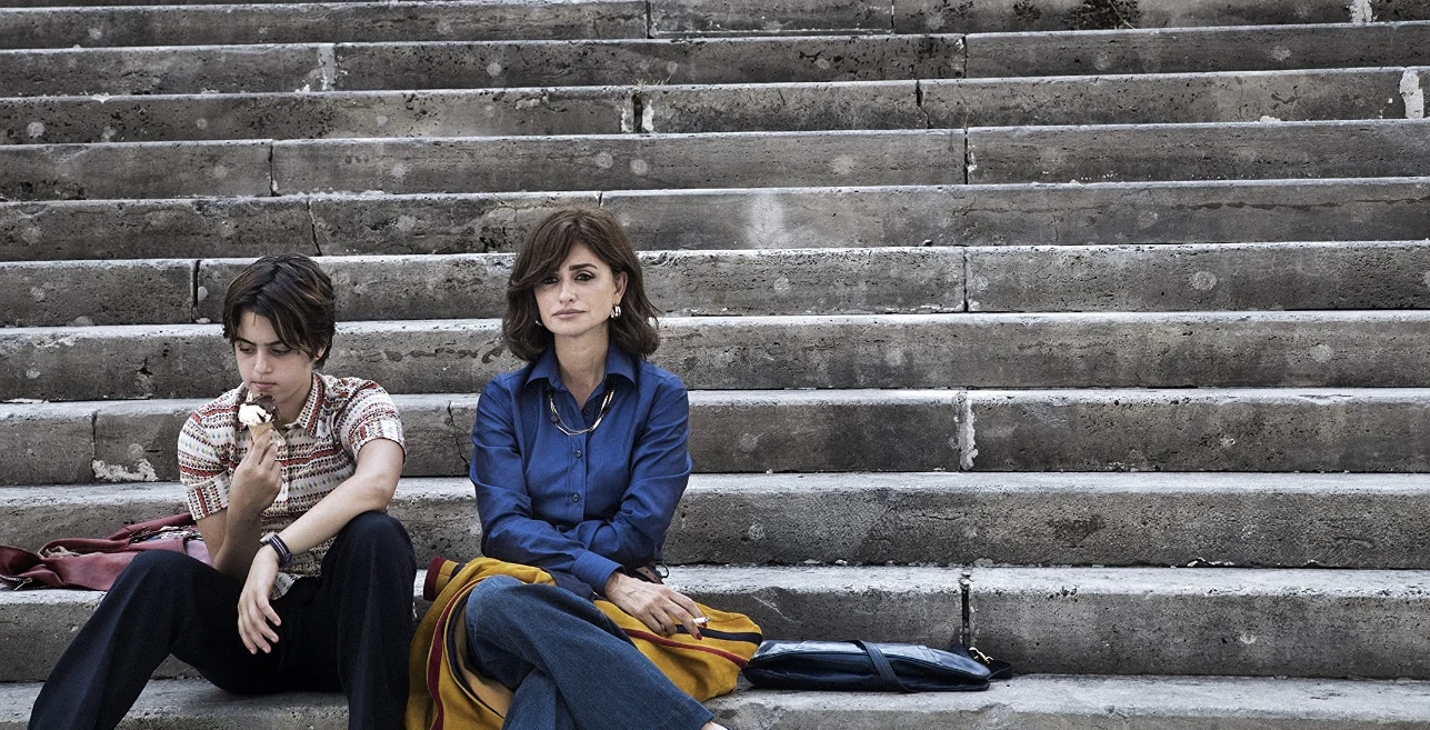 Luana Giuliani i Penelope Cruz w filmie "Bezmiar"
