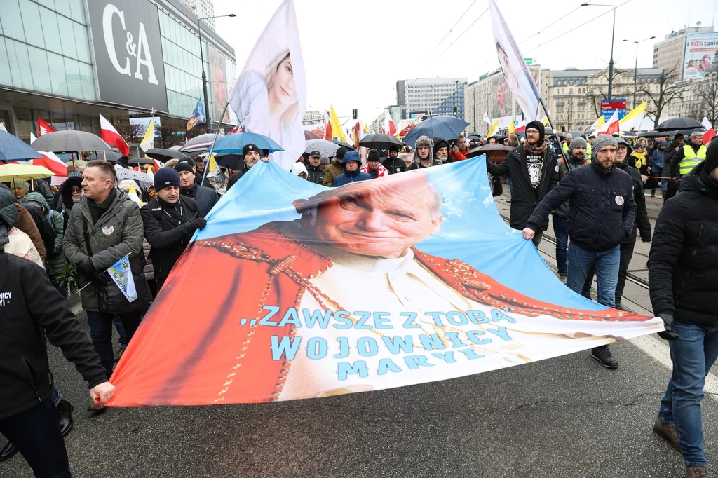 Narodowy Marsz Papieski w Warszawie Narodowy Marsz Papieski w Warszawie