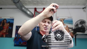 Polski mechanik znów jest wielki. Wygrywa wszystko