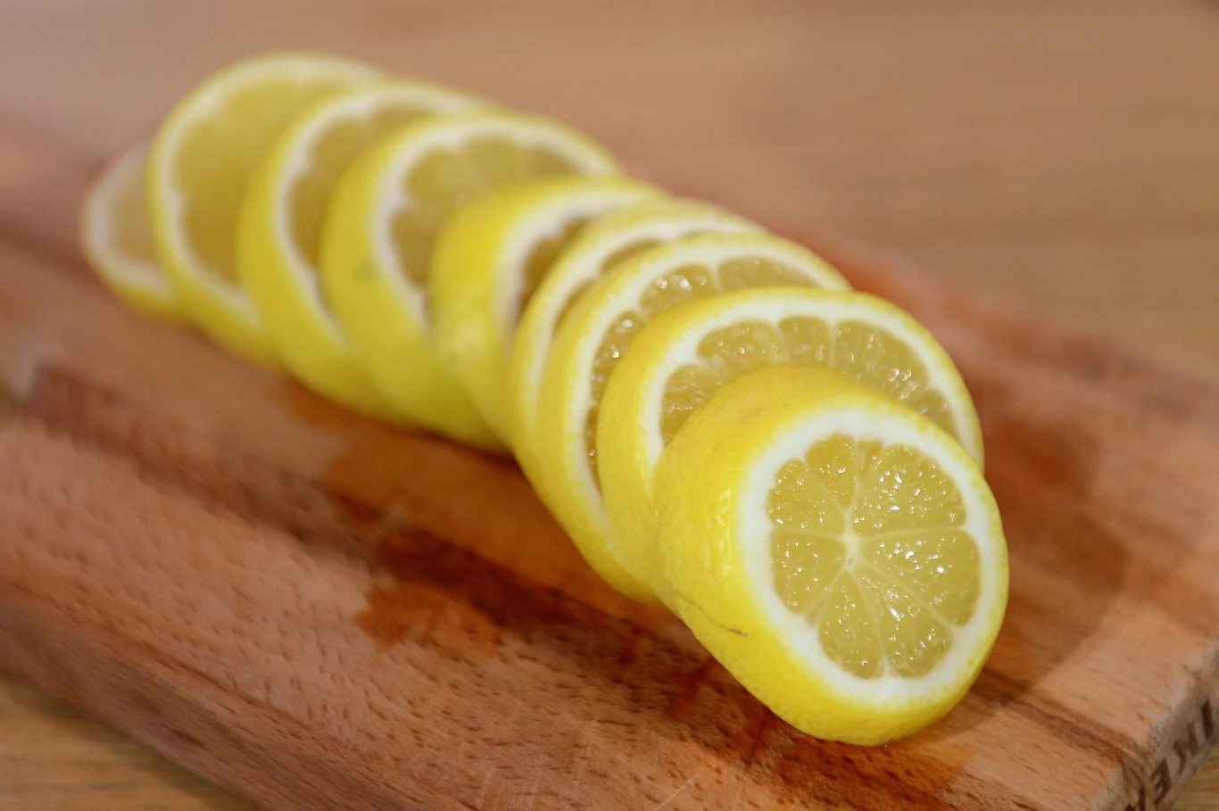 Sok z cytryn ma działanie odkażające 