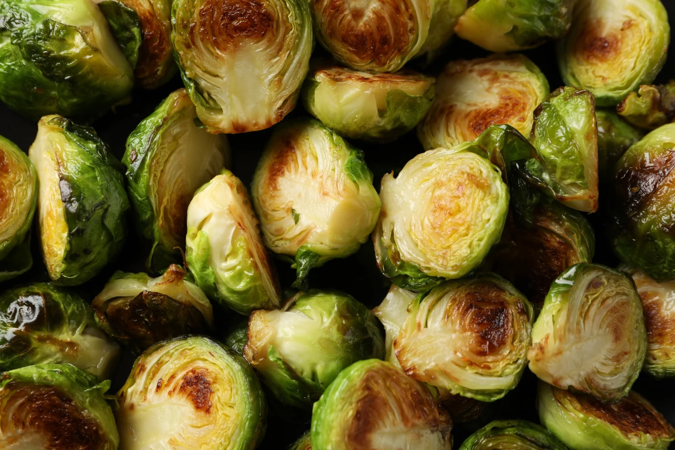 W diecie powinny znajdować się produkty będące dobrym źródłem antyoksydantów. Do takich produktów zalicza się np. brukselkę
