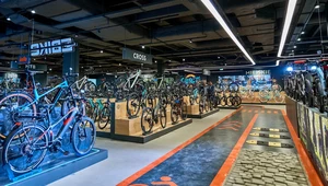 W Warszawie otwarto największy sklep rowerowy w Polsce