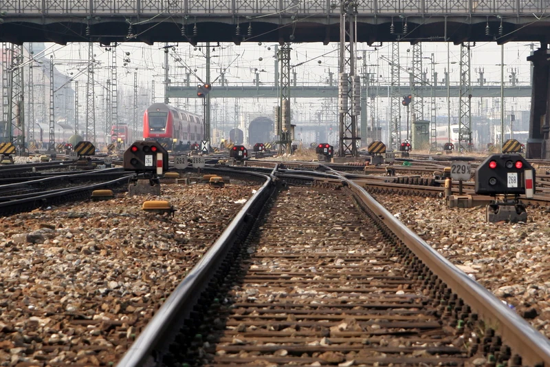 PGE planuje duże inwestycje w przejętej spółce PKP Energetyka. Zdjęcie ilustracyjne