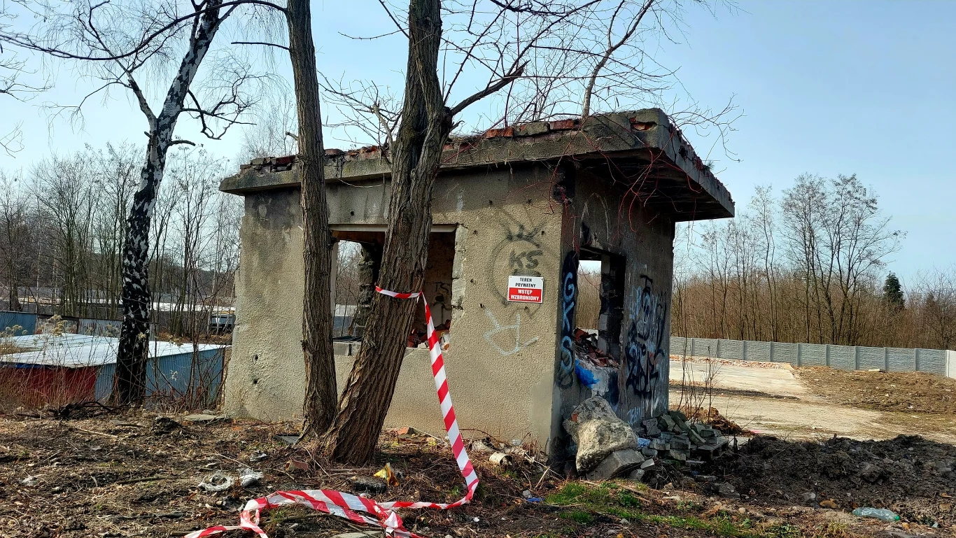 Nieliczne pozostałości po dawnej kopalni "Siersza"