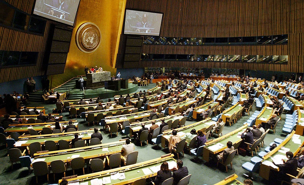 Zgromadzenie Ogólne ONZ podjęło historyczną decyzję. Trybunał sprawiedliwości zadecyduje, czy państwa powinny lepiej dostosować swoje wewnętrzne i międzynarodowe prawo do walki z globalnym ociepleniem