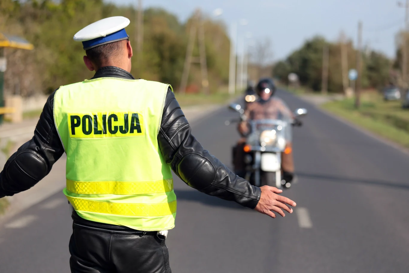 Jazda motorem bez prawa jazdy może skończyć się grzywną minimum 1500 zł i 6-miesięcznym zakazem prowadzenia pojazdów Jazda motorem bez prawa jazdy może skończyć się grzywną minimum 1500 zł i 6-miesięcznym zakazem prowadzenia pojazdów