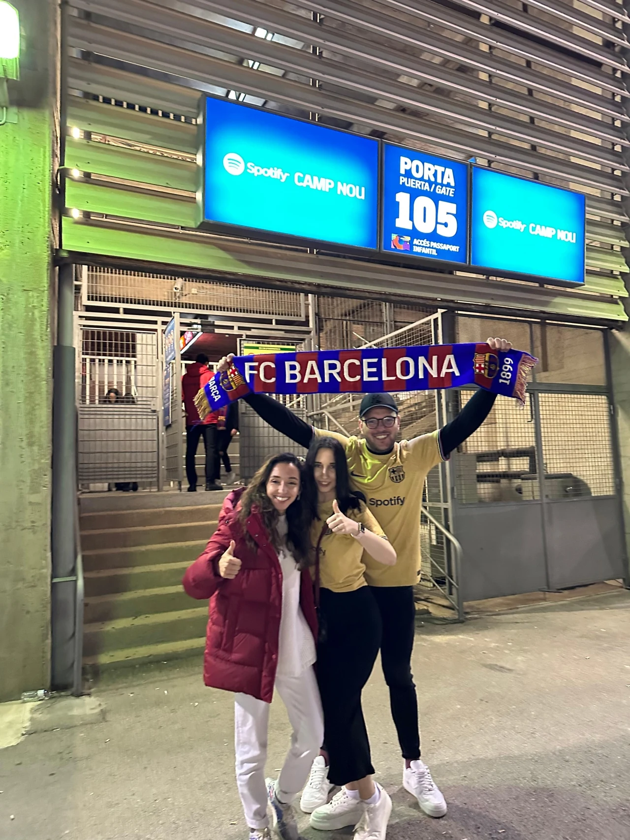 Od lewej: Sofia Ennaoui, Karolina Kawula