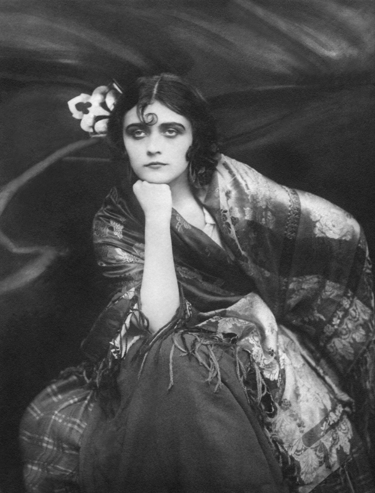 Pola Negri w Carmen, 1918 rok Pola Negri w Carmen, 1918 rok