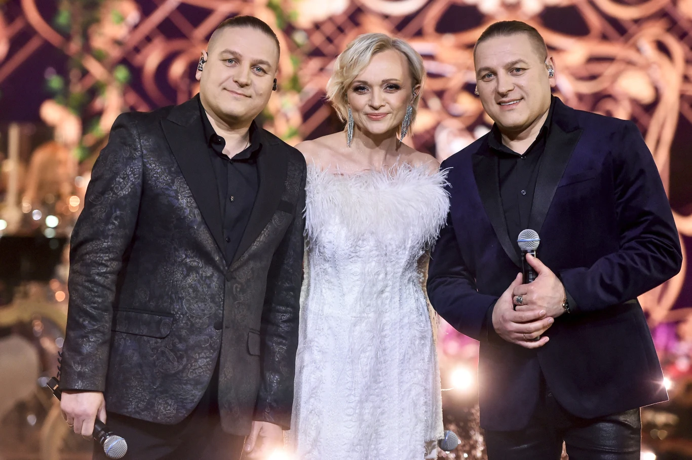 Edyta Golec z braćmi Golec: Łukaszem i Pawłem stoi na czele Golec uOrkiestry Edyta Golec z braćmi Golec: Łukaszem i Pawłem stoi na czele Golec uOrkiestry