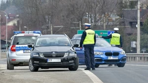 Nagrywasz policjanta na służbie? Uważaj, to może cię sporo kosztować