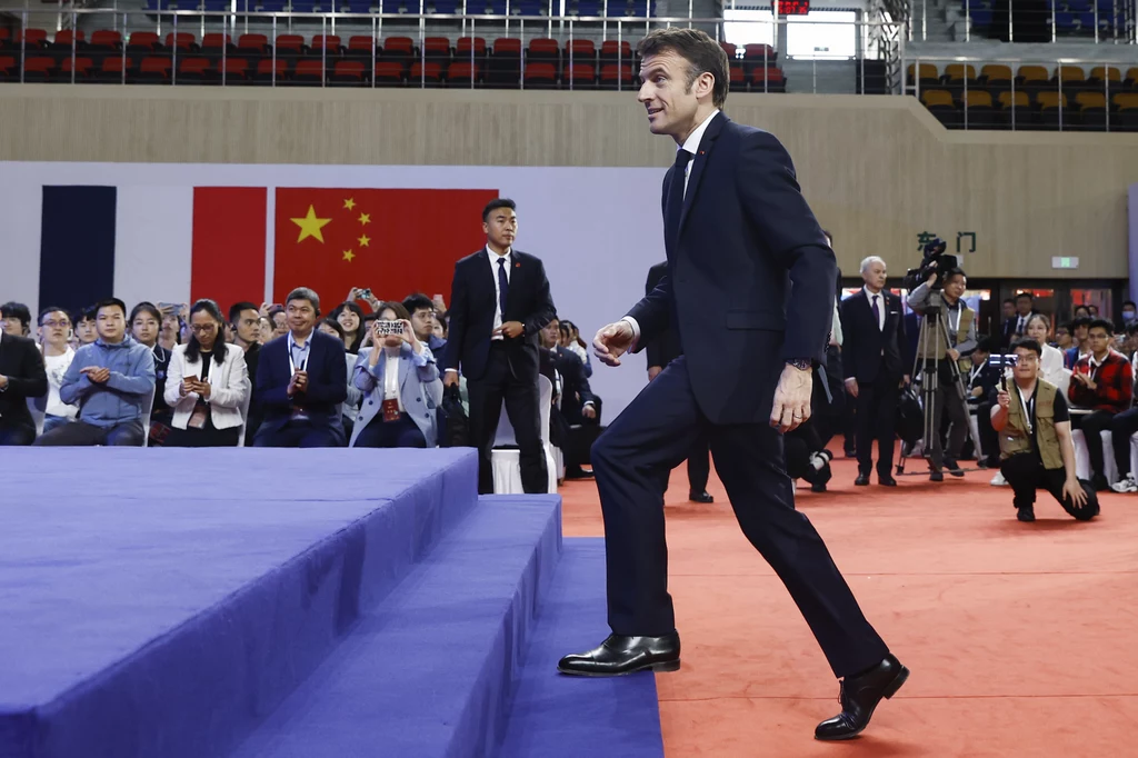 Emmanuel Macron podczas wizyty w Chinach Emmanuel Macron podczas wizyty w Chinach