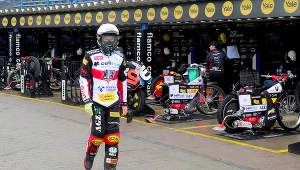 Strzał w kolano i sufit. Wilki nie wszystkich zachwyciły