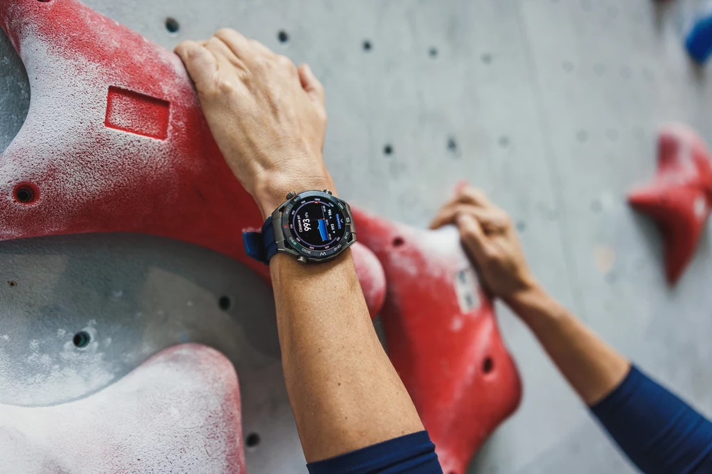 HUAWEI WATCH Ultimate to nieoceniony towarzysz podczas najbardziej wymagających aktywności sportowych 