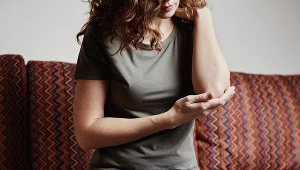 Ból w tym stawie to sygnał od ciała. Mogło dojść do przeciążenia