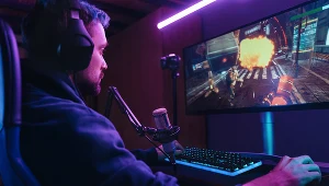 Niebezpieczne wypadki podczas transmisji na żywo to rzadkość, ale czasem się potrafią zdarzyć dziwne rzeczy